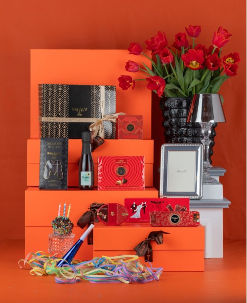 Maxim's Birthday Party Luxury Gift Hampe...